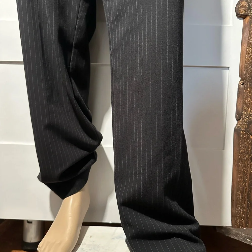 JM Collection Women's Pinstriped Slacks - Size 16 - Picture 4 of 10